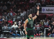 塔图姆狂砍公牛分，绝杀战胜迎来新赛季高光！的简单介绍