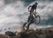 C罗在塞尔维亚队比赛中战术调整，战术调整引发热议！