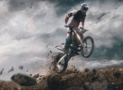 C罗在塞尔维亚队比赛中战术调整，战术调整引发热议！