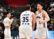 上海大鲨鱼队的实力在赛季中逐渐显现